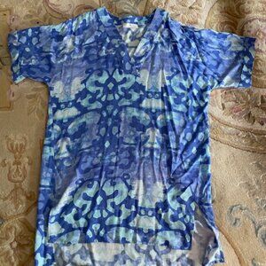 Natori caftan/tunic size small and is shades of blue